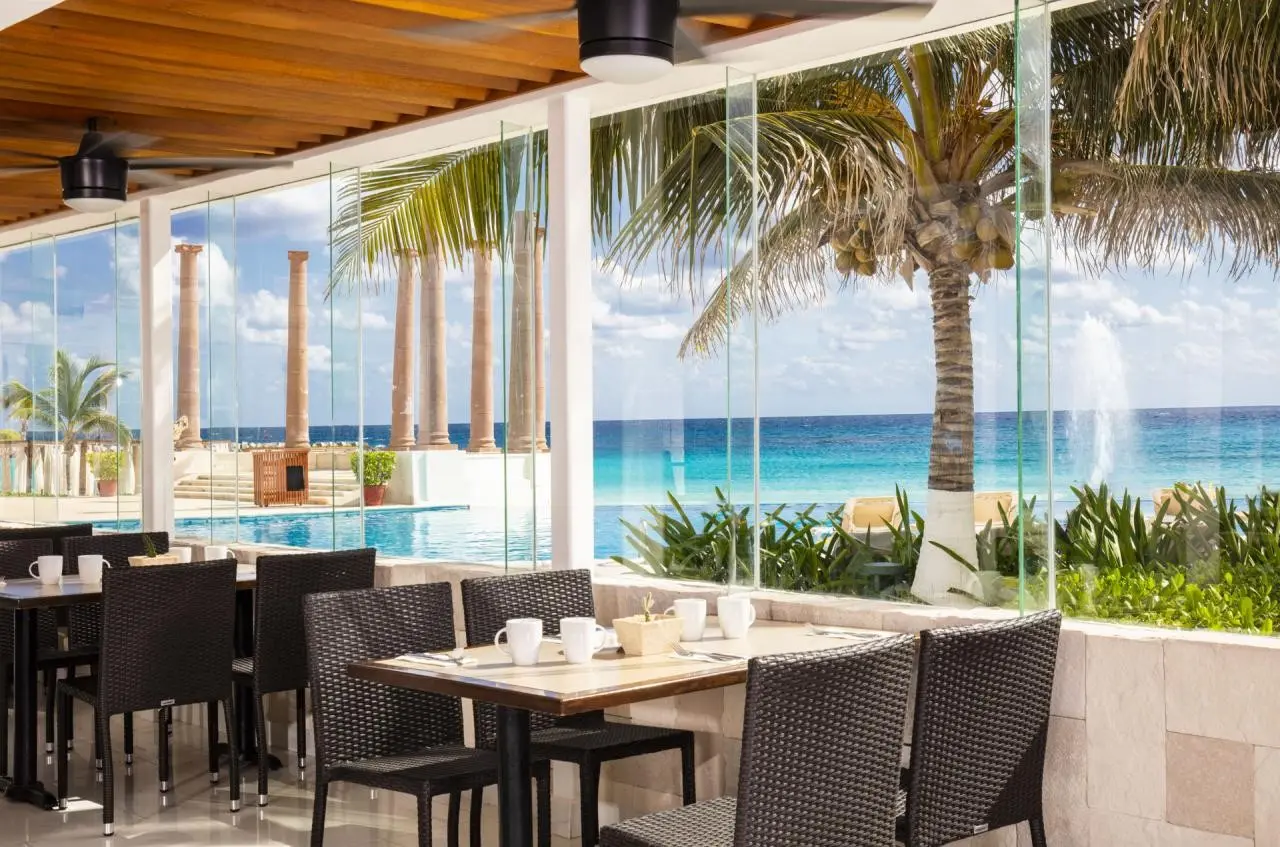 Pokój w hotelu Krystal Grand Cancun All Inclusive