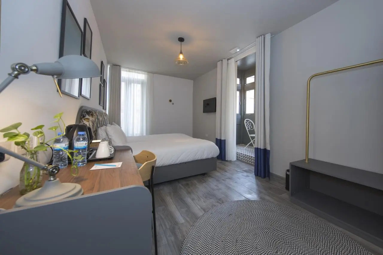 Lady Todd — LADY TODD