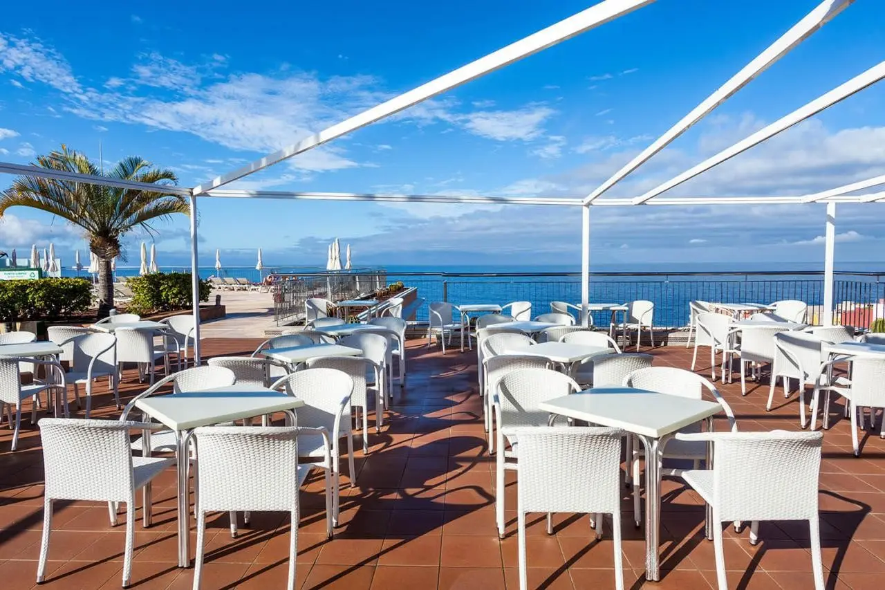 Restauracja i jedzenie w hotelu Landmar Costa Los Gigantes