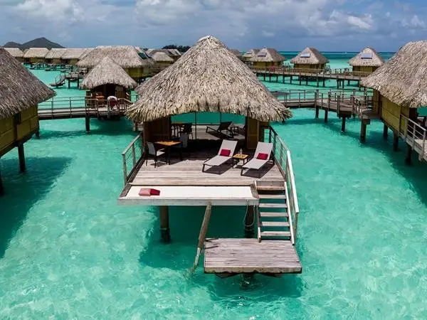 Atrakcje dla dzieci w hotelu Le Bora Bora By Pearl Resort