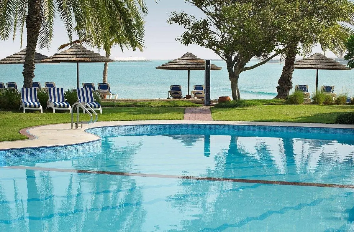 Le Meridien Abu Dhabi — LE MERIDIEN ABU DHABI