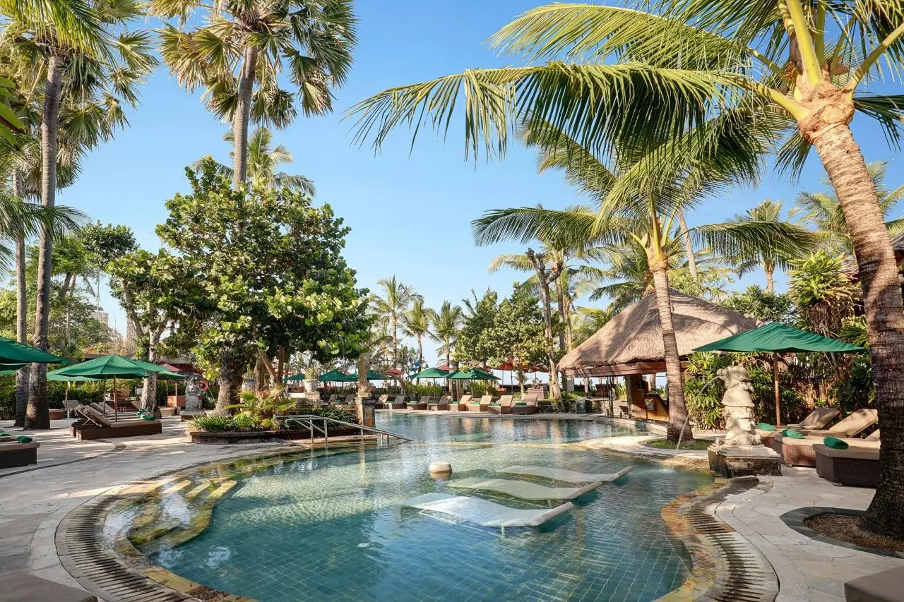 Legian Beach Hotel — LEGIAN BEACH HOTEL