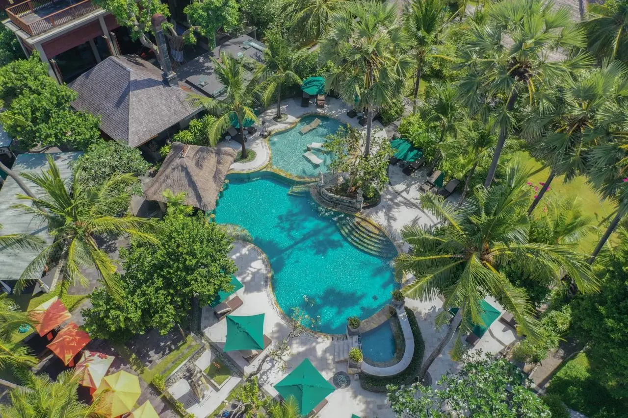 Legian Beach Hotel — LEGIAN BEACH HOTEL