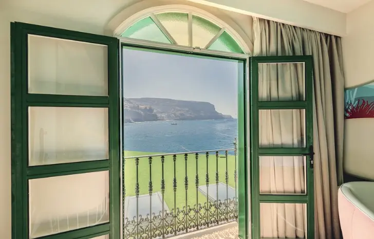 LIVVO Puerto de Mogan — LIVVO PUERTO DE MOGAN