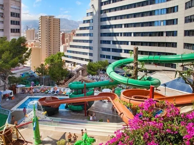 Basen w hotelu Magic Aqua Rock Gardens