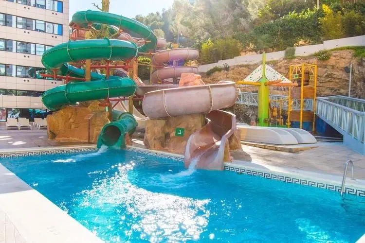 Basen w hotelu Magic Aqua Rock Gardens