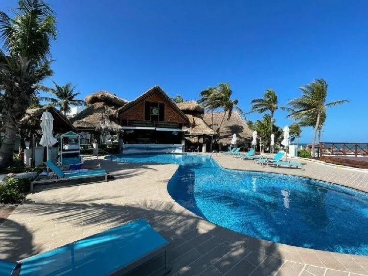 Hotel Margaritaville Island Reserve Riviera Cancun by Karisma w Meksyk - oferta last minute
