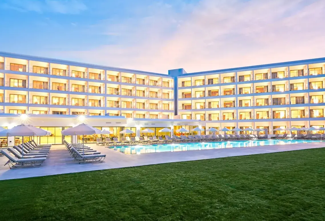 Basen w hotelu Maris Grand Waterpark Resort