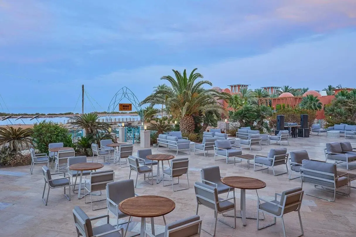 Restauracja i jedzenie w hotelu Marriott Hurghada