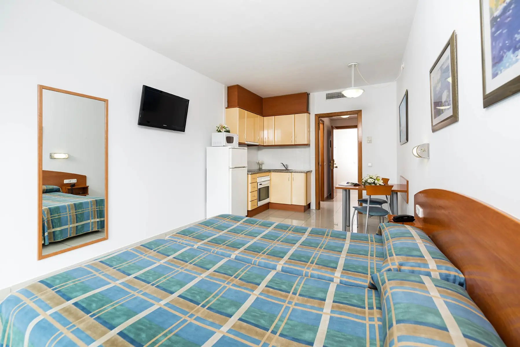 Marsol Costa Encantada Aparthotel — MARSOL COSTA ENCANTADA APARTHOTEL