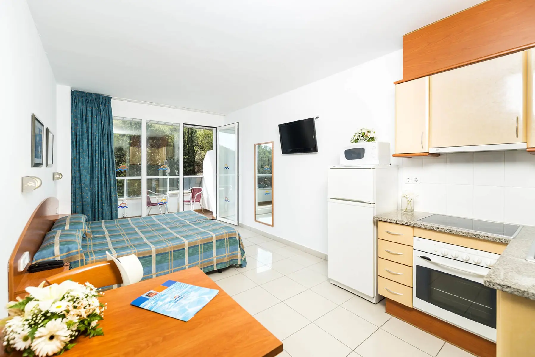 Marsol Costa Encantada Aparthotel — MARSOL COSTA ENCANTADA APARTHOTEL