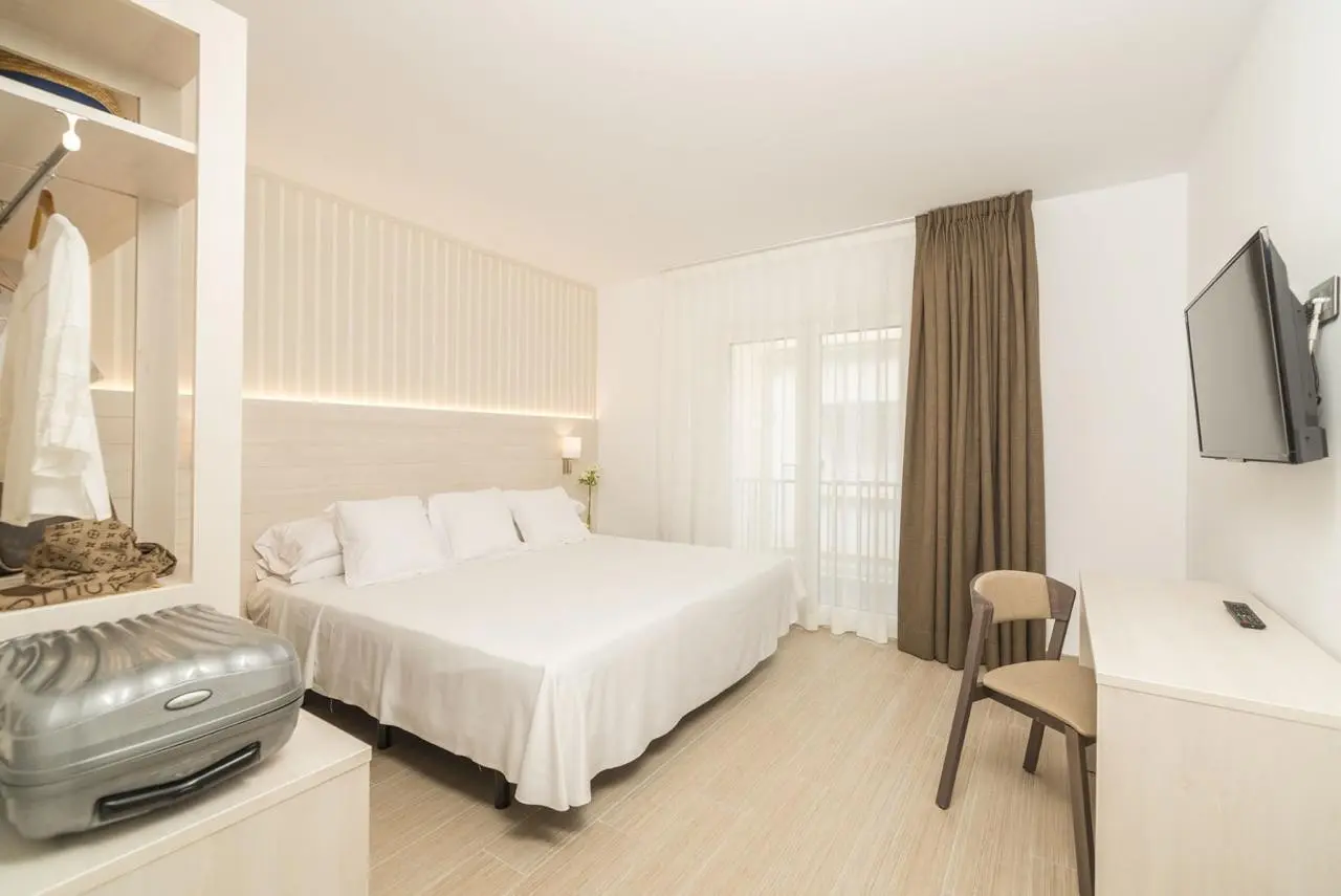 Marsol Hotel — MARSOL