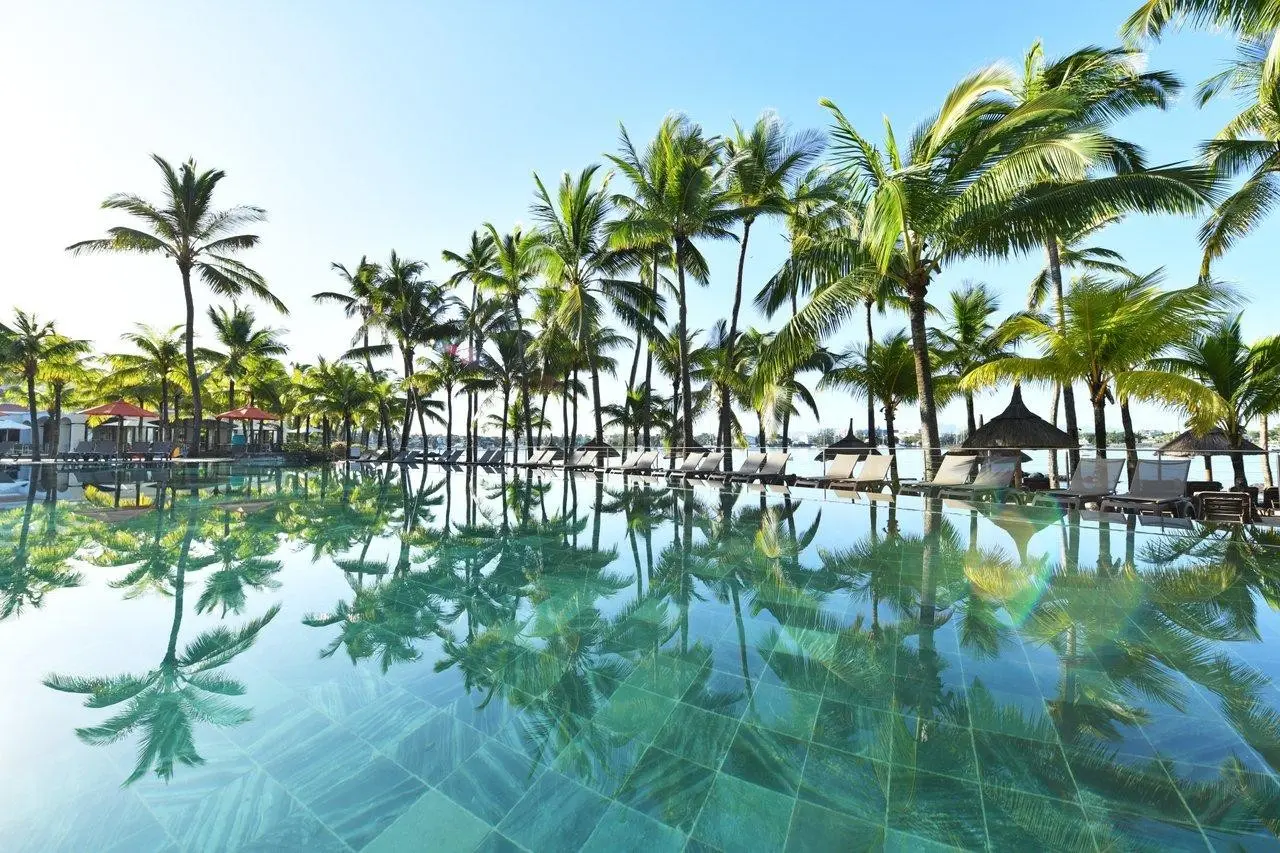 Mauricia Beachcomber Resort & SPA — MAURICIA BEACHCOMBER RESORT & SPA