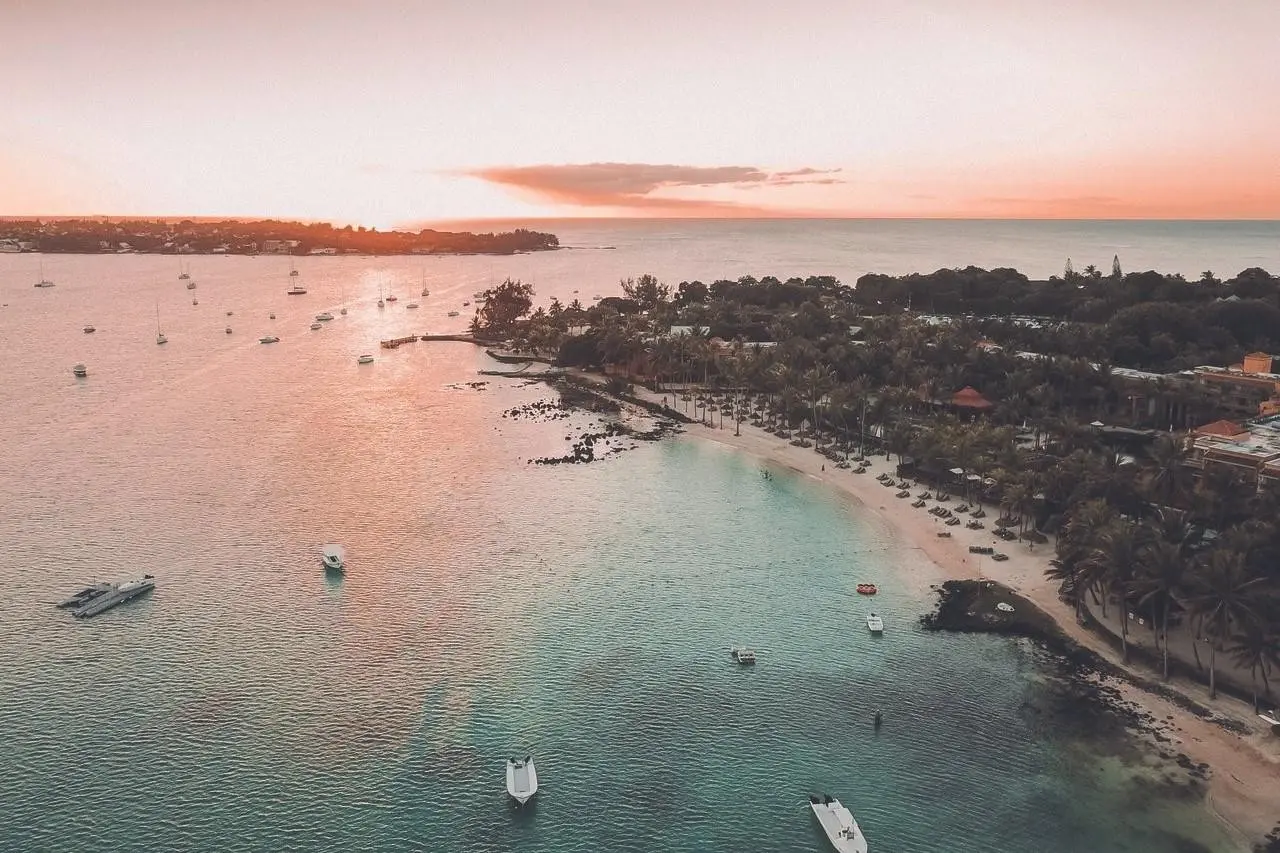 Mauricia Beachcomber Resort & SPA — MAURICIA BEACHCOMBER RESORT & SPA