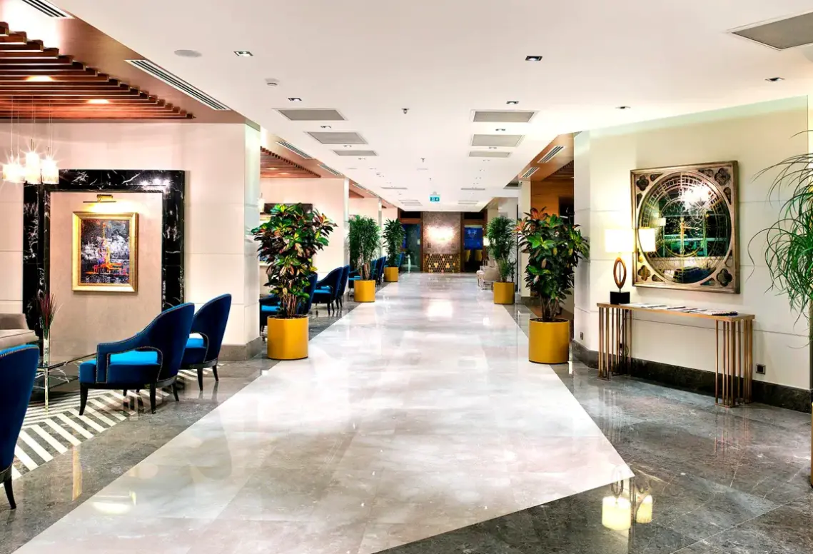 Lobby hotelu Mercure Istanbul Bomonti