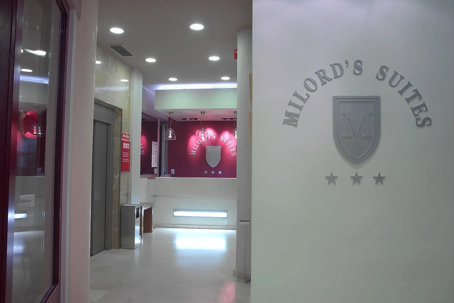 Lobby hotelu Milords Suites