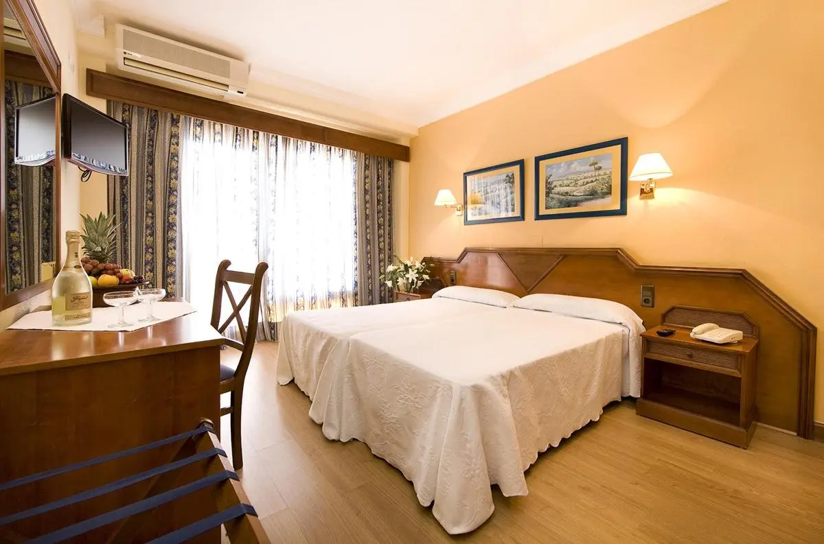 Monarque Fuengirola Park — MONARQUE FUENGIROLA PARK