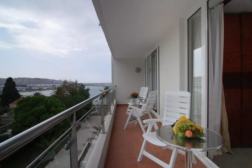 Widok z hotelu N Hotel