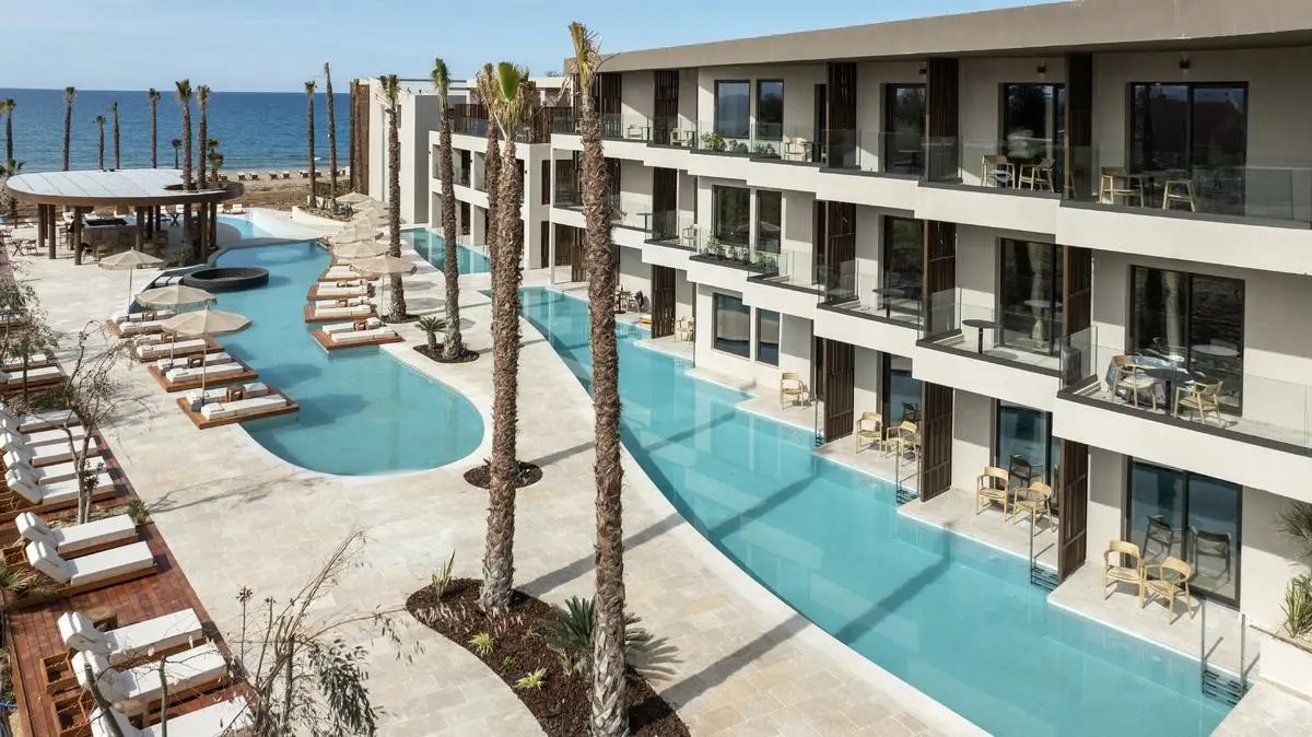 Basen w hotelu Nema Design Hotel & Spa
