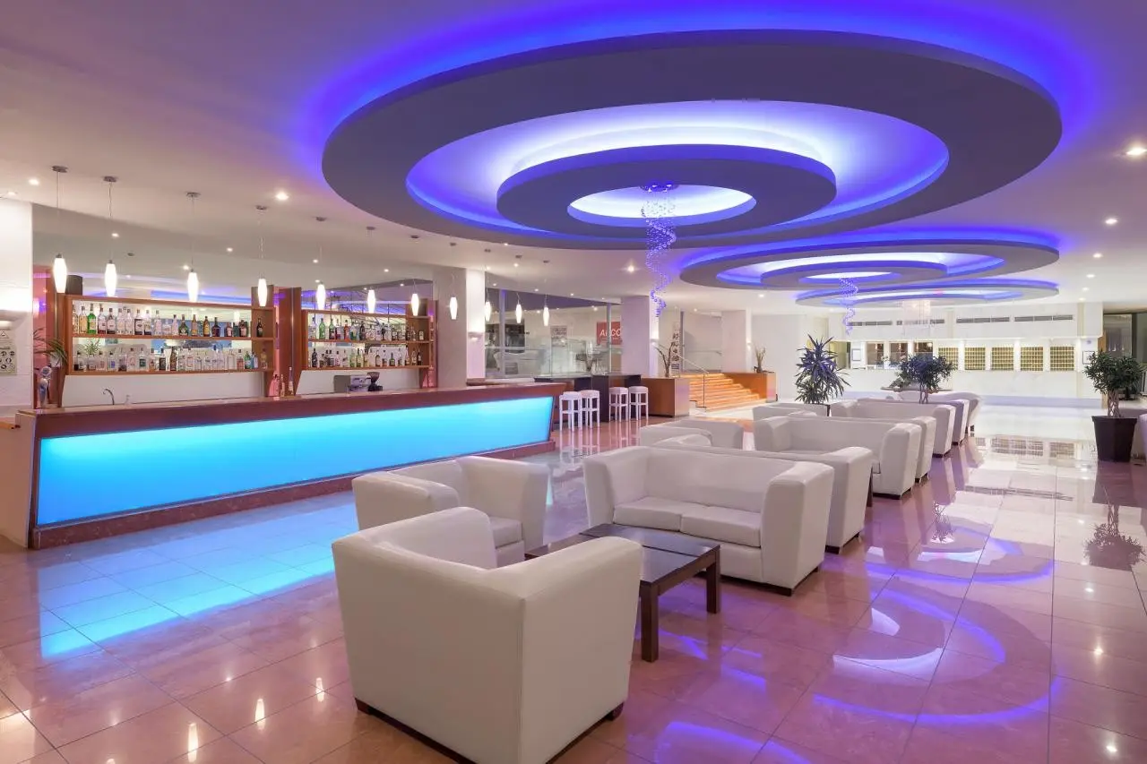 Lobby hotelu Oceanis