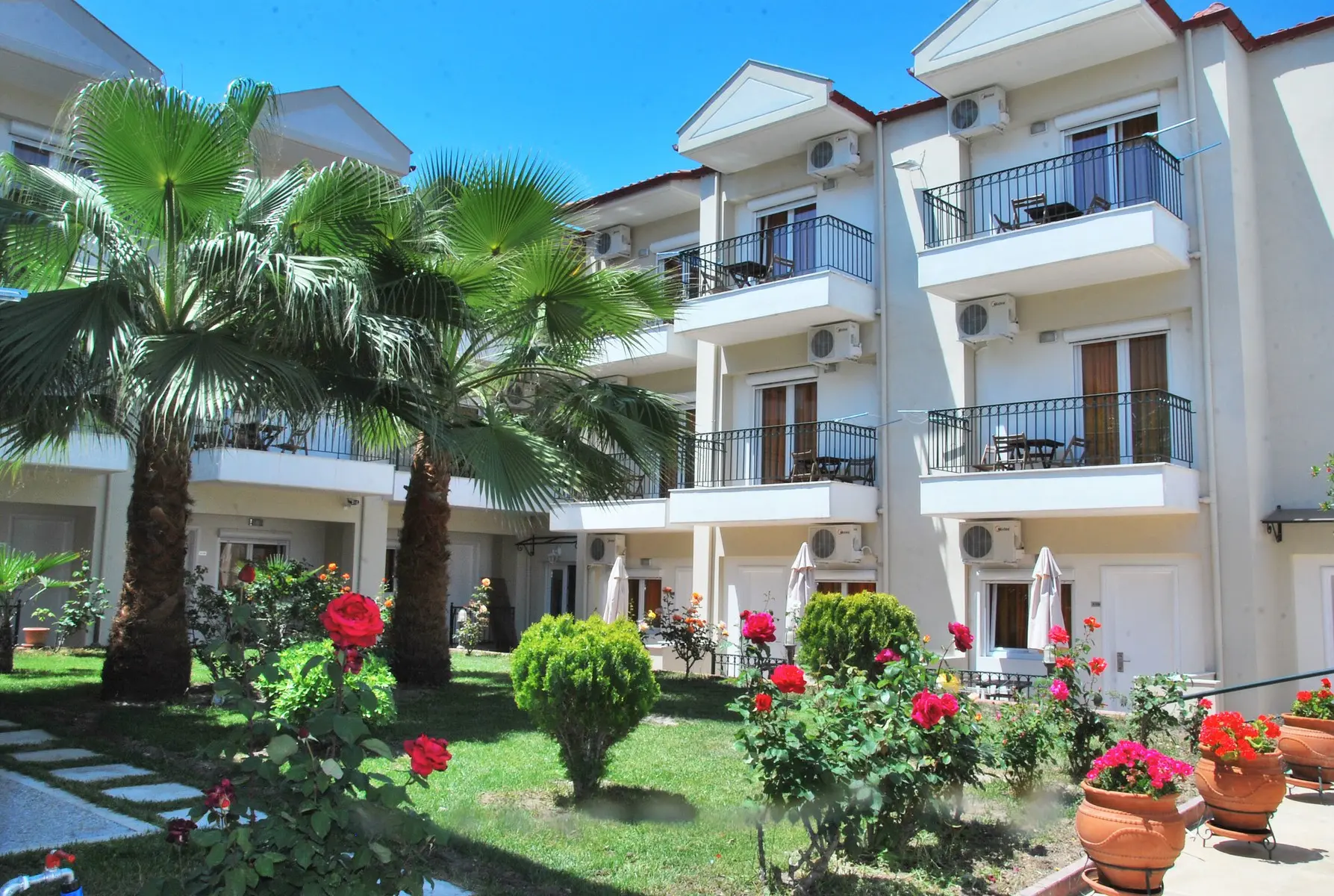 Olympia Hotel — OLYMPIA