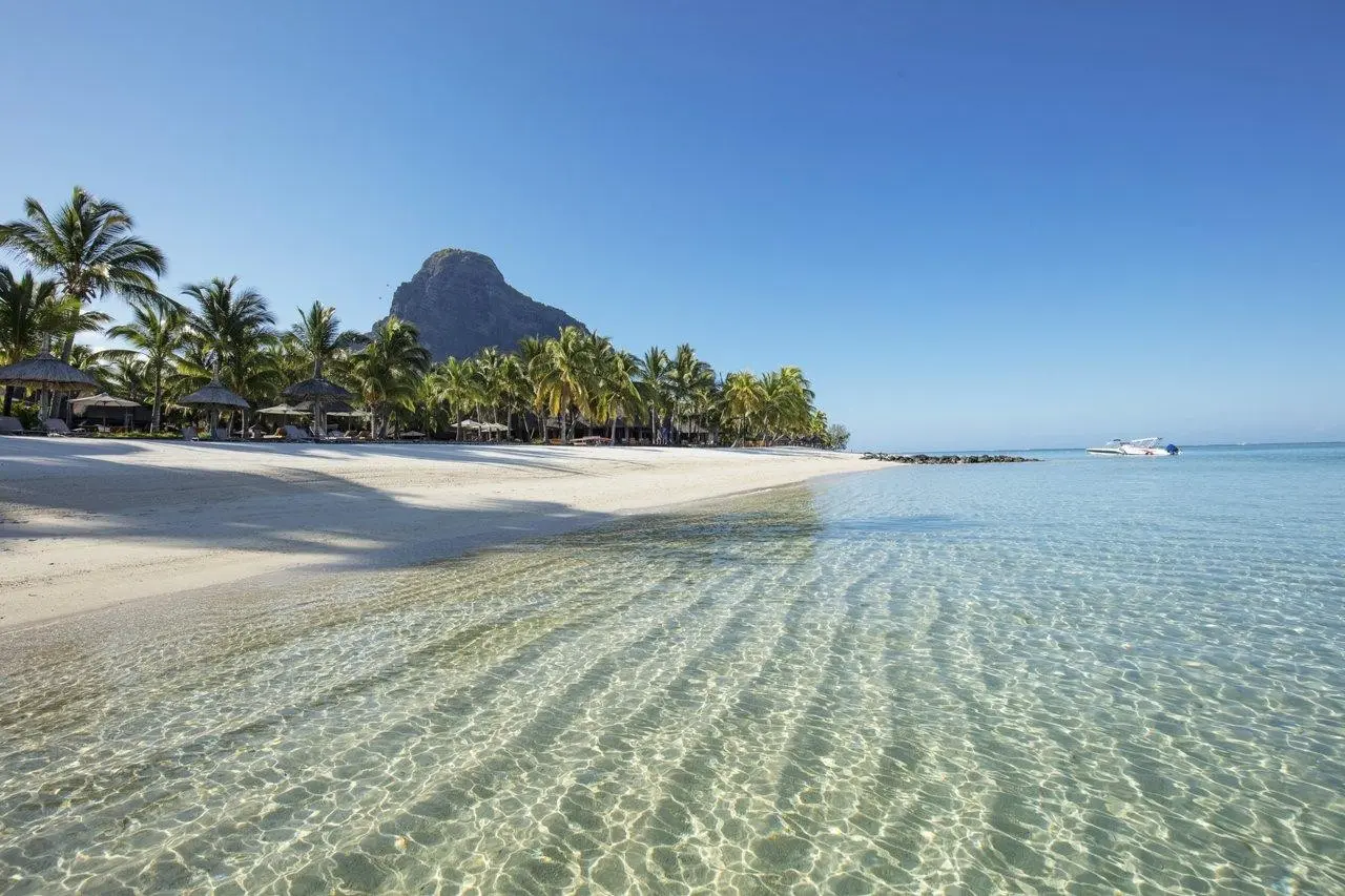 Paradis Beachcomber Golf Resort & Spa — PARADIS BEACHCOMBER GOLF RESORT & SPA