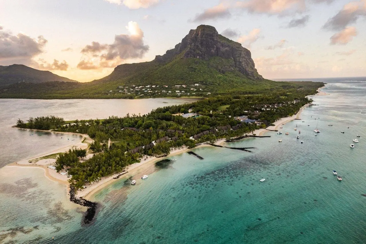 Paradis Beachcomber Golf Resort & Spa — PARADIS BEACHCOMBER GOLF RESORT & SPA
