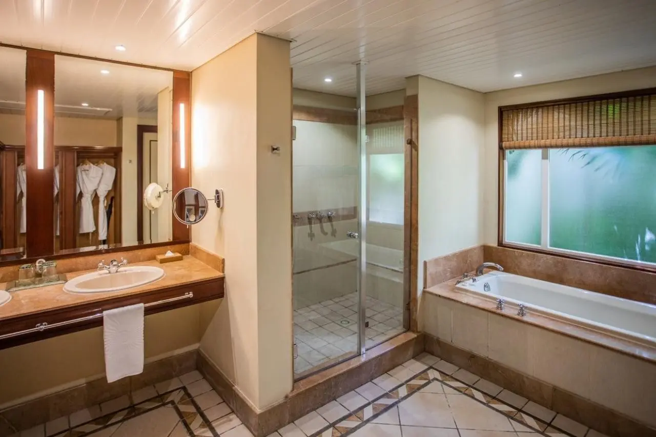 Paradis Beachcomber Golf Resort & Spa — PARADIS BEACHCOMBER GOLF RESORT & SPA