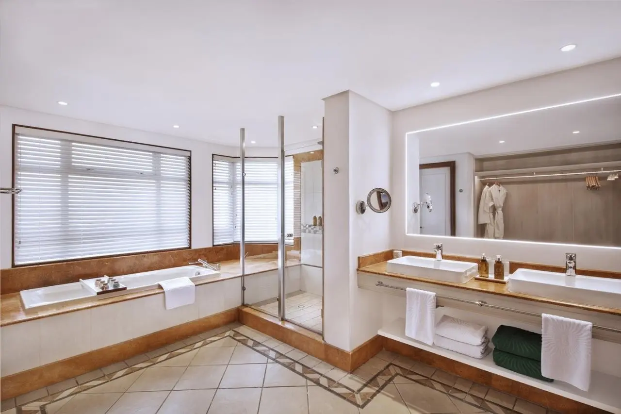 Paradis Beachcomber Golf Resort & Spa — PARADIS BEACHCOMBER GOLF RESORT & SPA