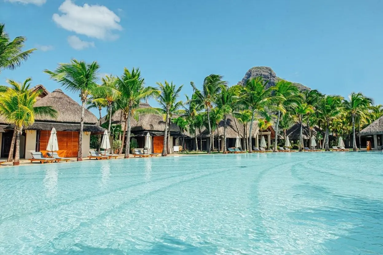 Paradis Beachcomber Golf Resort & Spa — PARADIS BEACHCOMBER GOLF RESORT & SPA