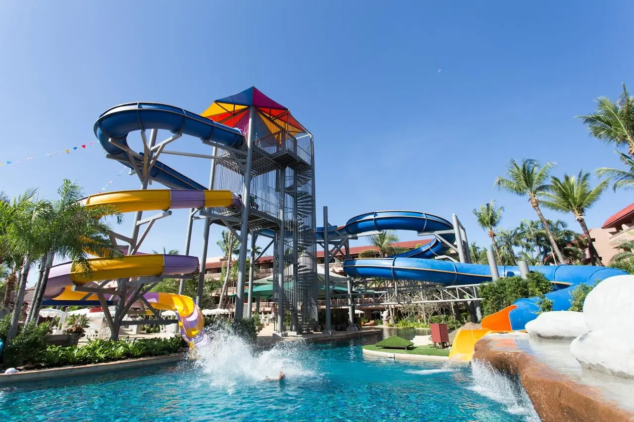 Basen w hotelu Phuket Orchid Resort & Spa