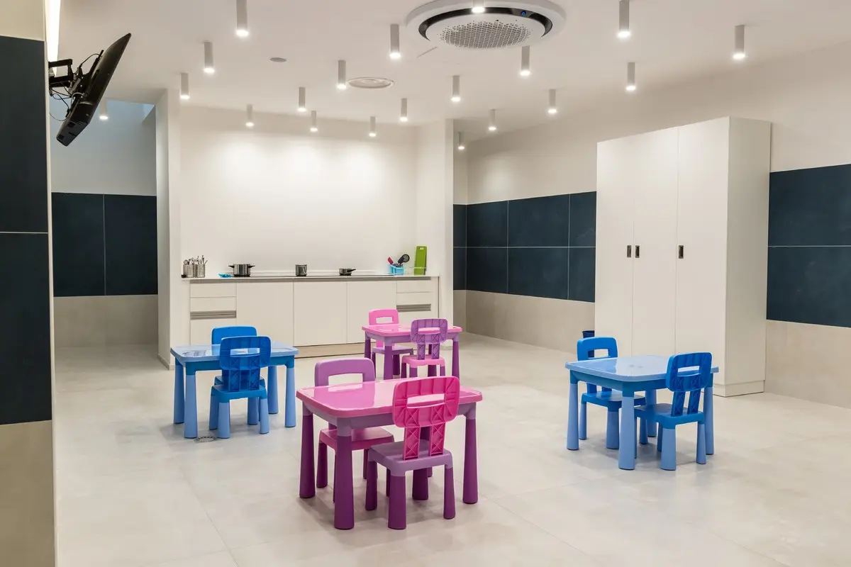 Porto Giardino — PORTO GIARDINO