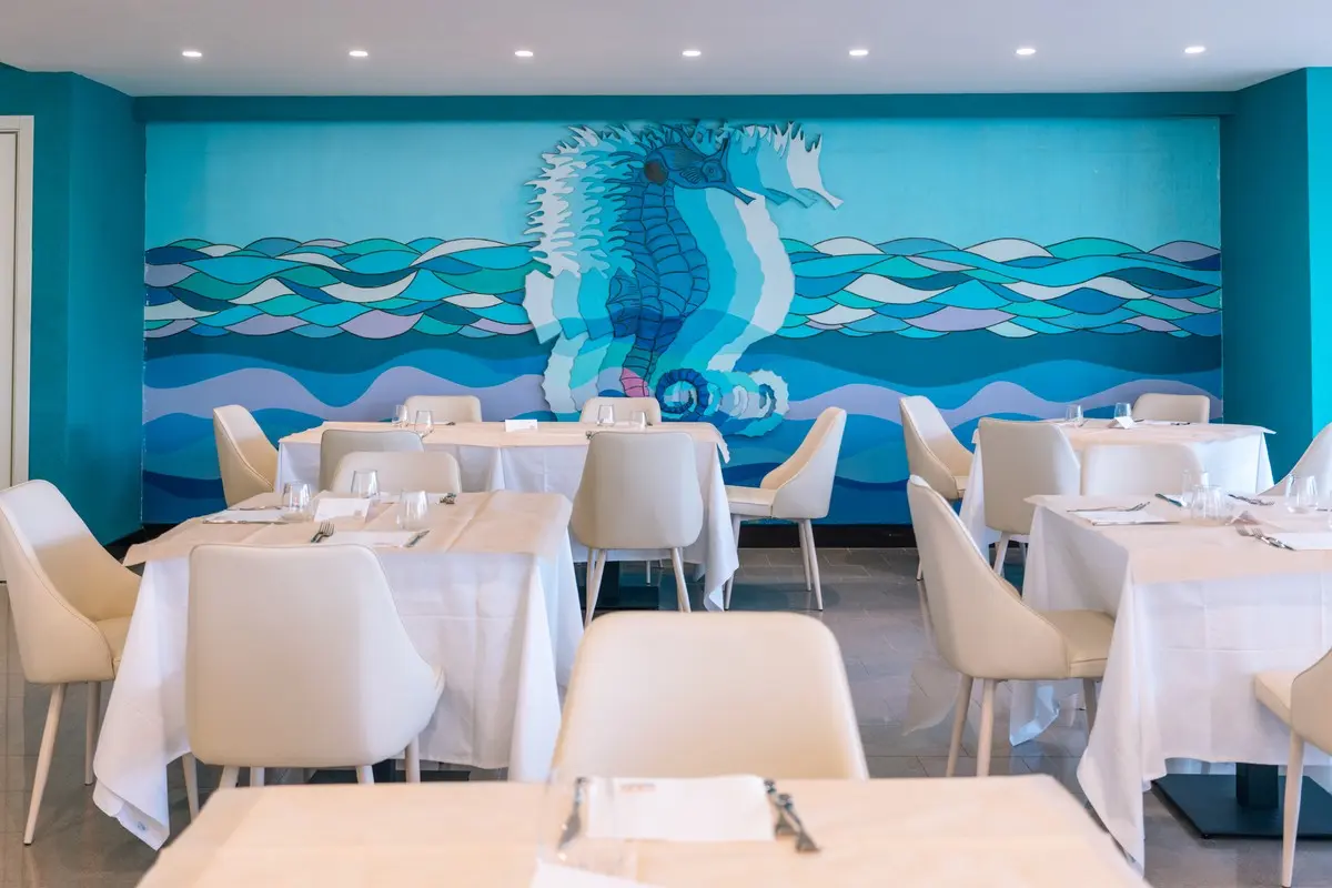 Porto Giardino — PORTO GIARDINO