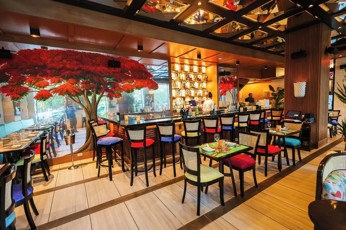 Radio Hotel — RADIO