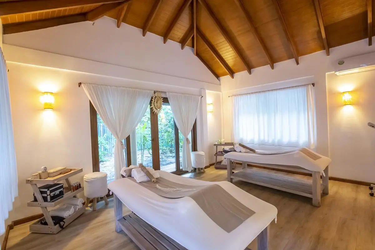 Reethi Faru Resort — REETHI FARU RESORT