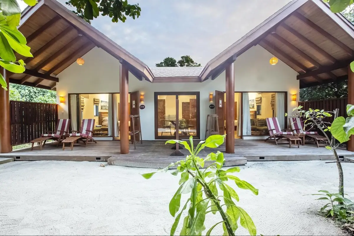 Reethi Faru Resort — REETHI FARU RESORT