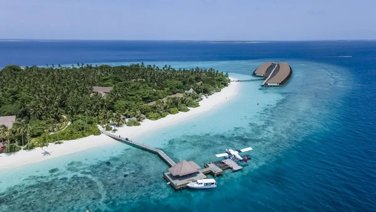 Reethi Faru Resort — REETHI FARU RESORT