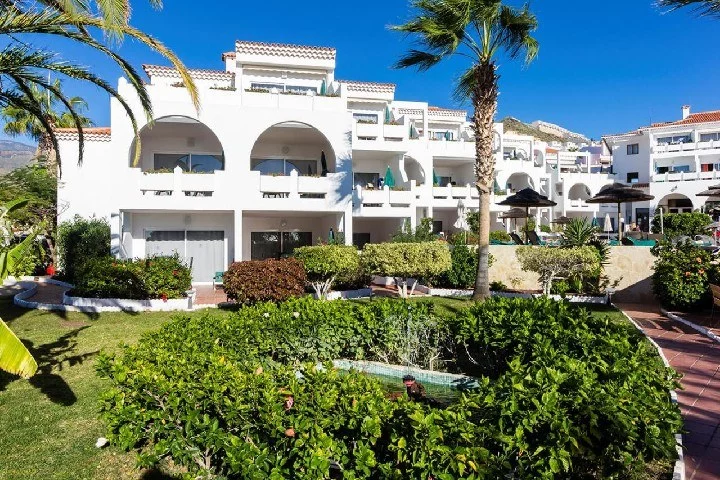 Hotel Regency Torviscas