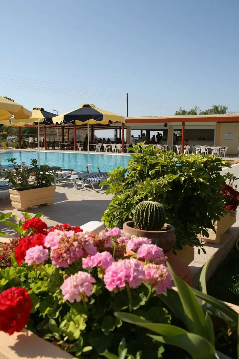 Relax Hotel — RELAX