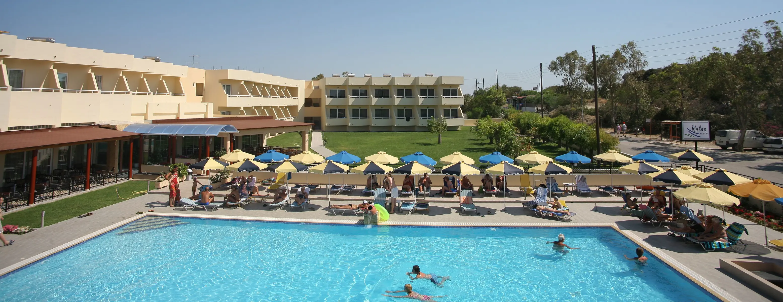 Relax Hotel — RELAX