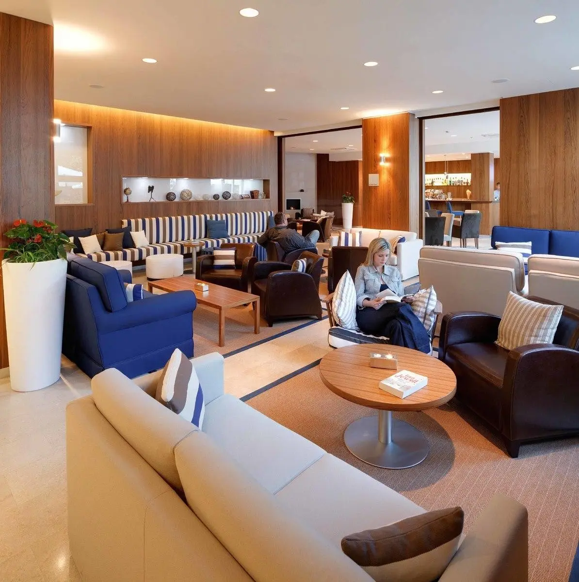 Resort Crvena Luka HOTEL — VALAMAR RIVIERA HOTEL & RESIDENCE