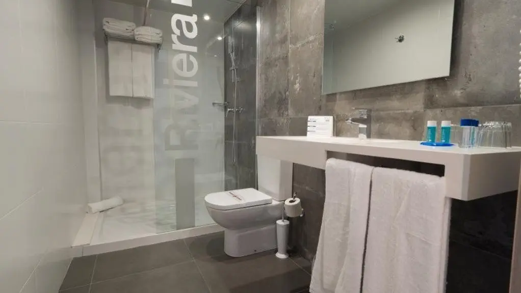 Riviera Hotel — RIVIERA