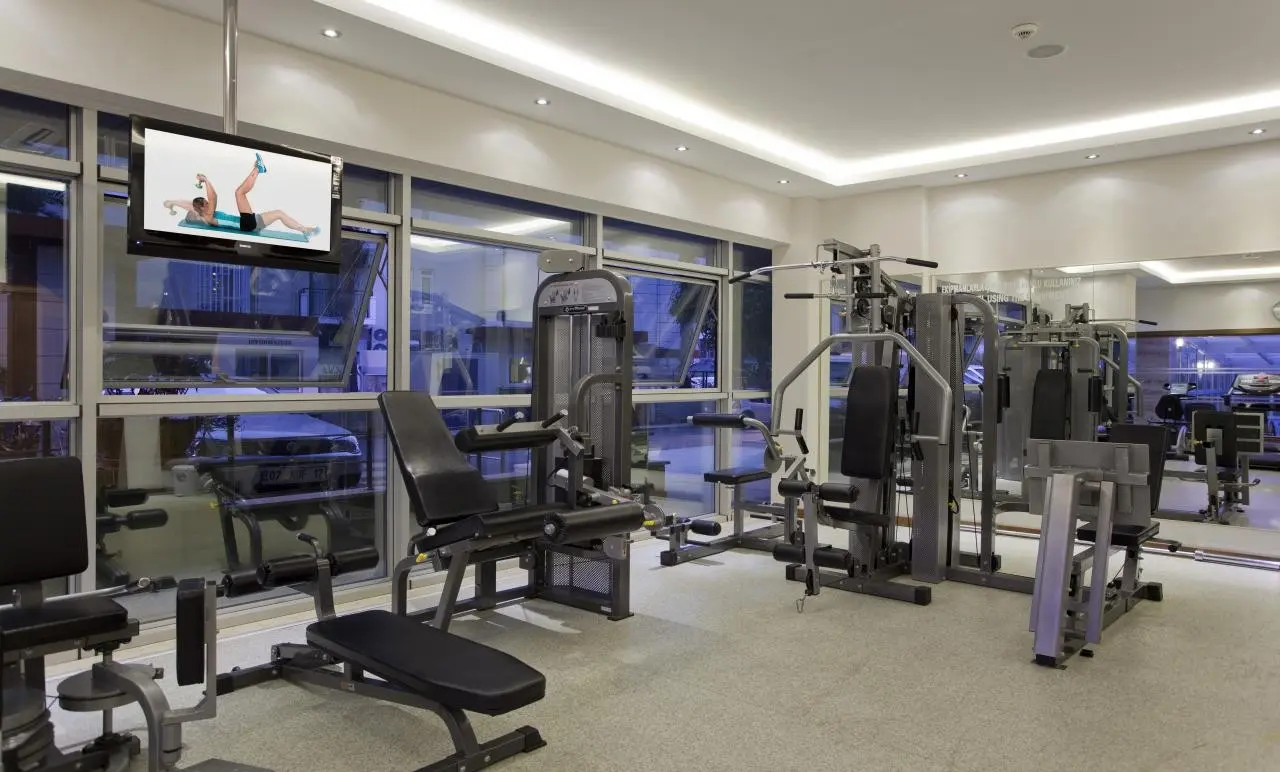 Siłownia w hotelu Riviera Hotel & Spa