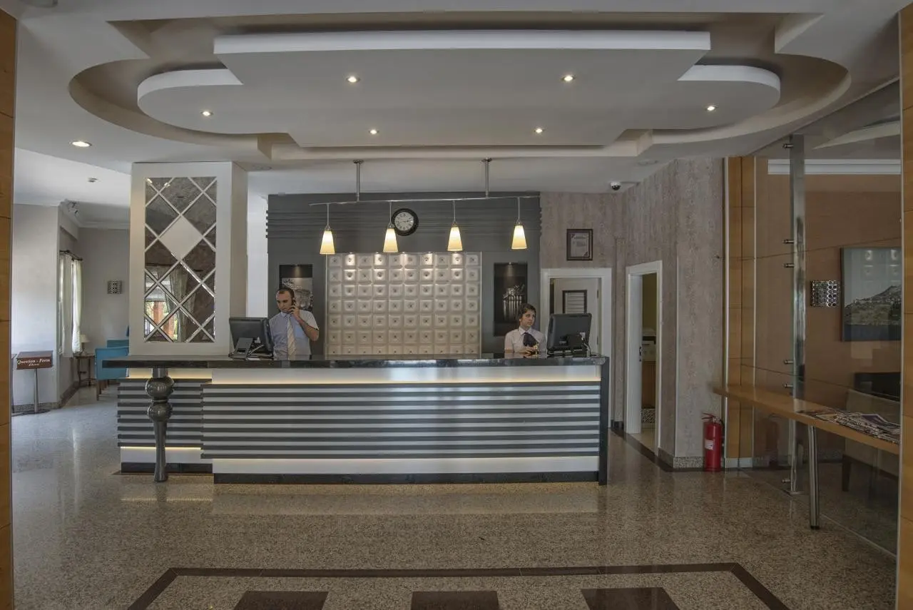 Lobby hotelu Riviera Hotel & Spa