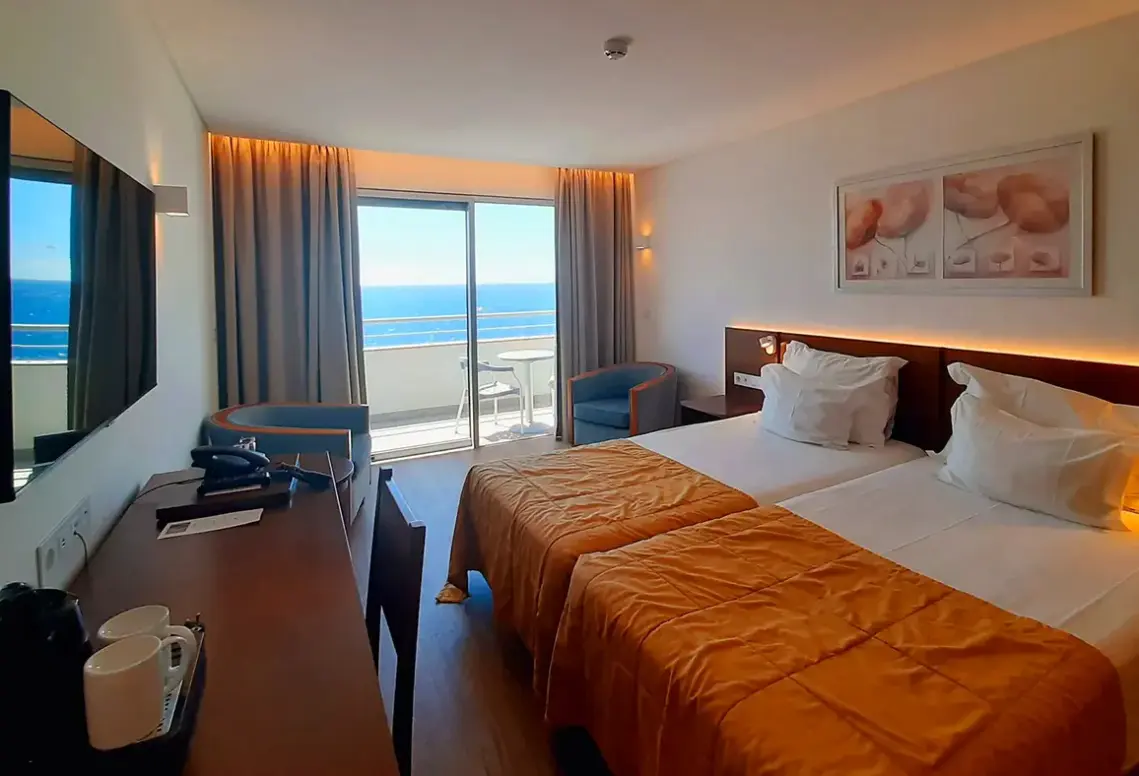 Pokój w hotelu Rocamar & Royal Orchid
