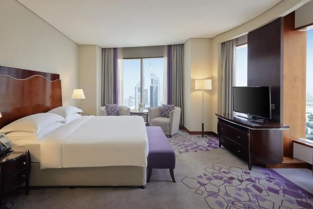 Rose Rayhaan Rotana Dubai — ROSE RAYHAAN ROTANA DUBAI
