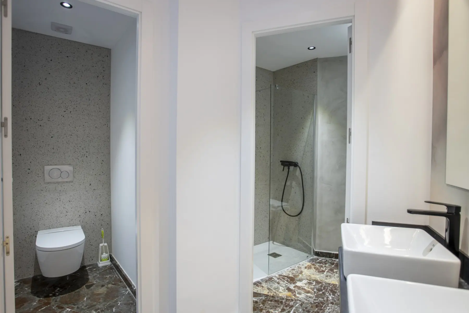 Łazienka w pokoju hotelu San Jaime Center Suites Apts.