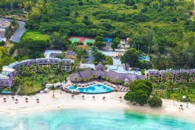 Basen w hotelu Sands Suites Resort & Spa