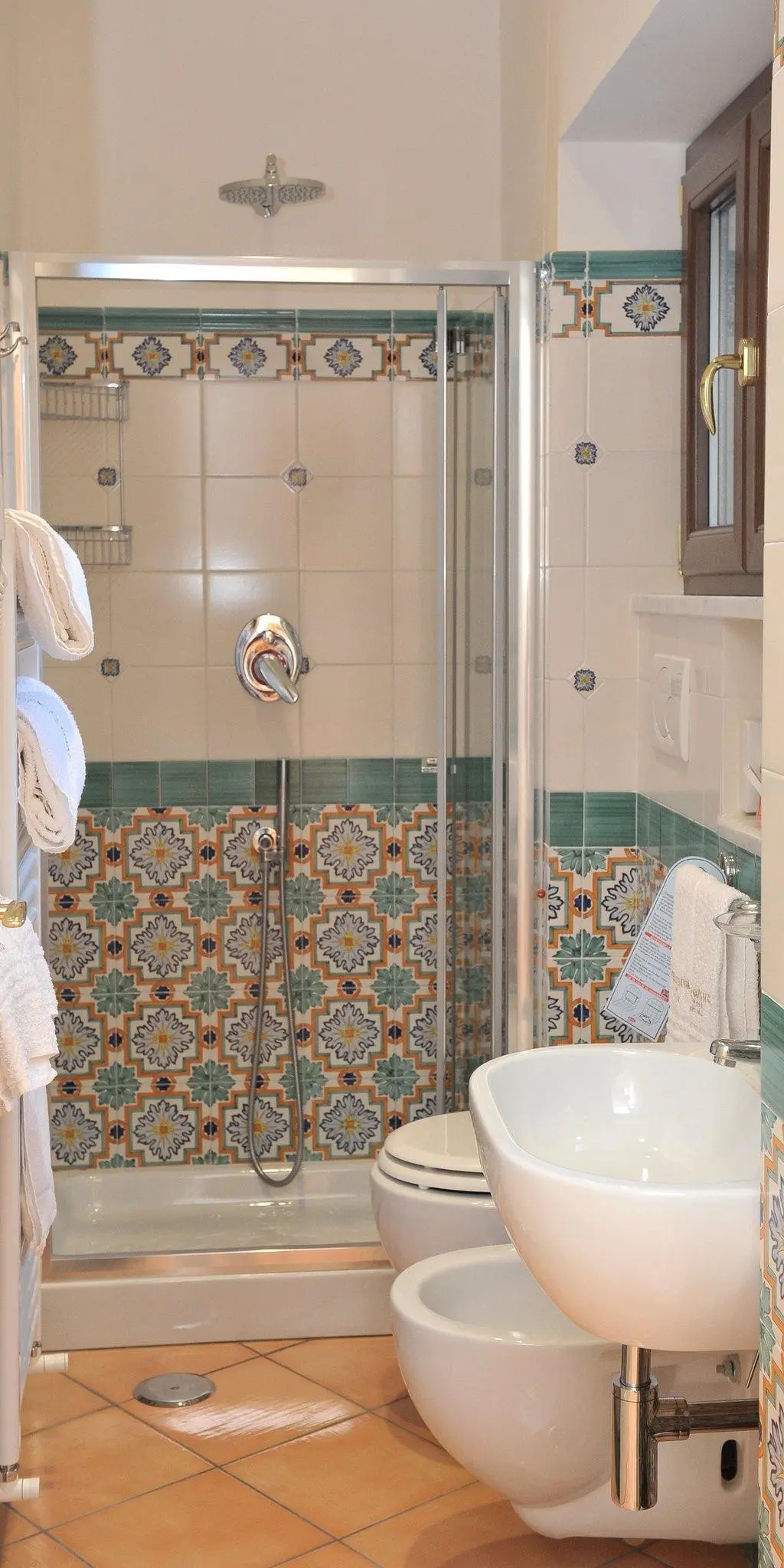 Łazienka w pokoju hotelu Santa Lucia - Minori