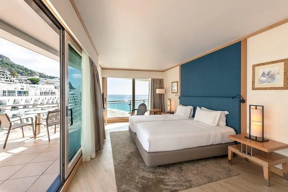 Sesimbra Oceanfront Hotel — SESIMBRA OCEANFRONT